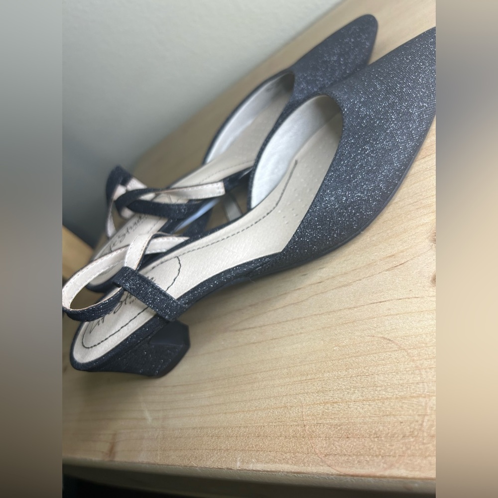 Lifestride minimalist pump